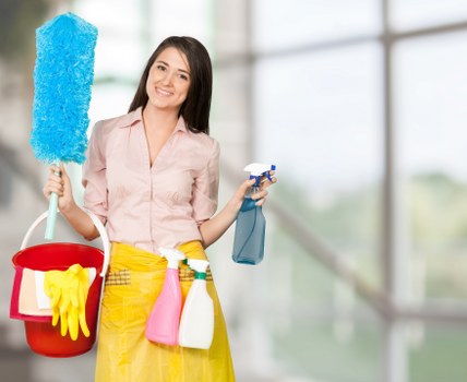Commercial window cleaning for a storefront
