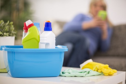 Professional move out cleaning preparation in a home